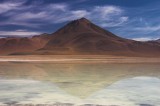 crw_3119 Volcano with reflection on Laguna Blanca.